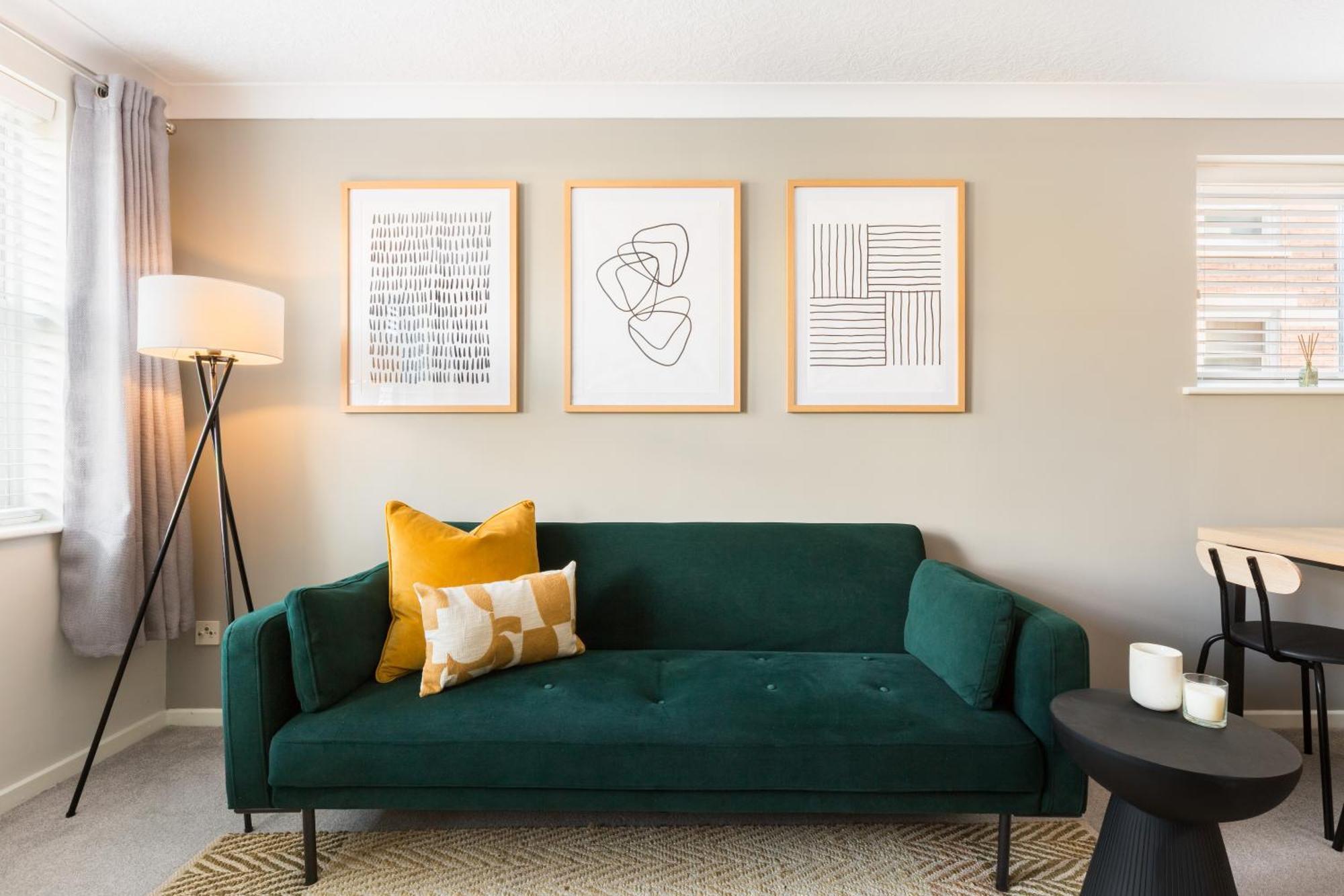 Modern 2-Bedroom Apartments With Free Parking In Leamington Exteriér fotografie